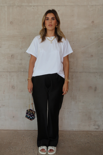 White Tee by Sneaky Link – Trendy loose-fit 100% cotton classic white tee, perfect as a versatile staple for every capsule wardrobe and casual style.