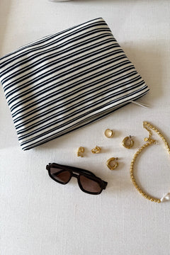 Jagger Pouch Navy Stripe by Sneaky Link – a soft towel pouch with zip closure. Perfect for beach days or everyday essentials.