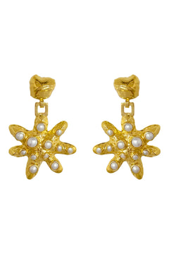 Pari Earrings Gold by Mountain and Moon – gold plated statement earrings with bold design. Perfect for elevated styling.