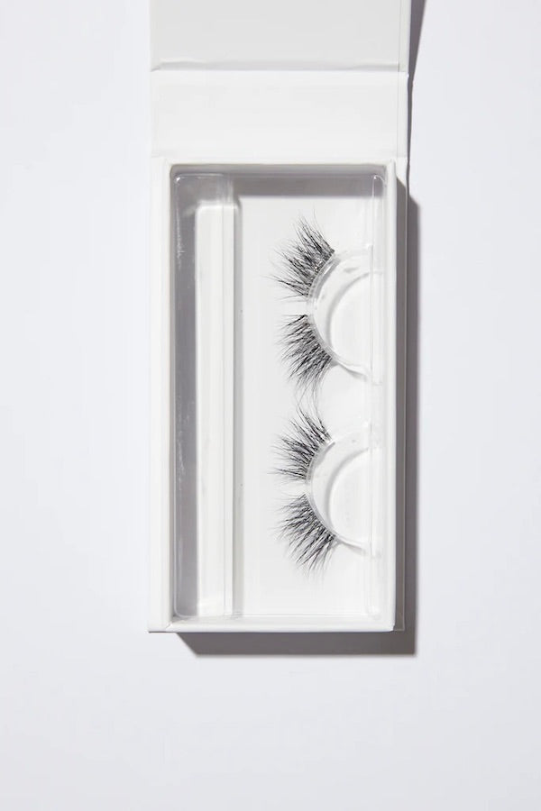 OWN Beauty Essentials | Full Corner Lash - Two Pairs | Girls with Gems