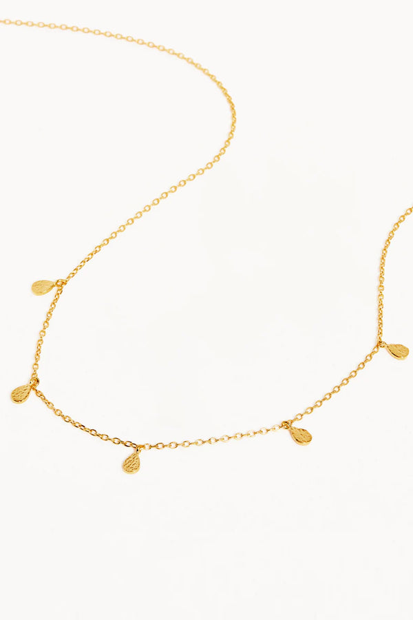 18k Gold Vermeil Grace Choker by By Charlotte, gold chain with teardrop pendants. Perfect for layering or everyday styling.