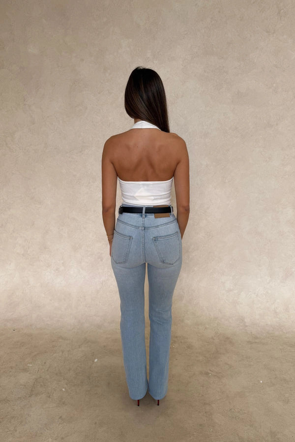 Kendrick Straight Leg Jean Light Blue by Sneaky Link – a viral stretch denim with straight fit. Perfect for everyday styling.