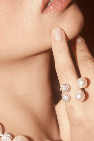 Emma Pills | Pills 'n Pearls Studs | Girls With Gems