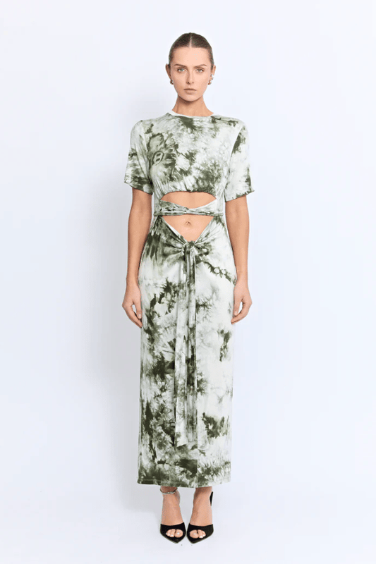 Kami Dress Earth Tie Dye by Pfeiffer – A soft midi tee dress with wrap waist ties and elastic bust, perfect for casual brunches, travel days, or effortless everyday style.