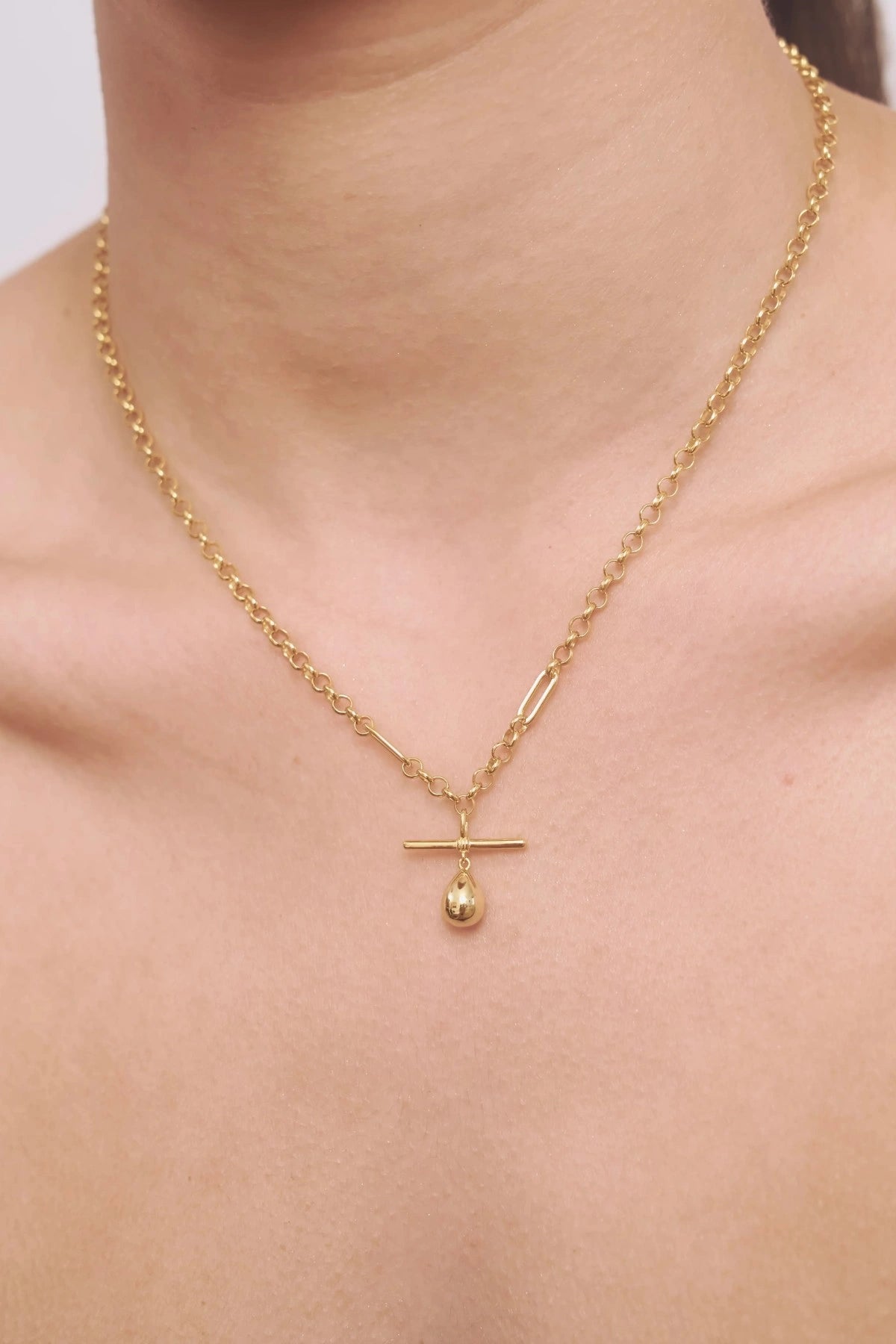Avant Studio | Ava Necklace Gold | Girls With Gems