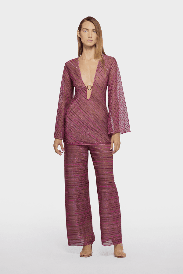 Shiny Stripes O Kaftan Red by Oséree – Trendy mini dress with bell sleeves and a flattering V-neck, featuring unique o gem detail for a bold, viral look.