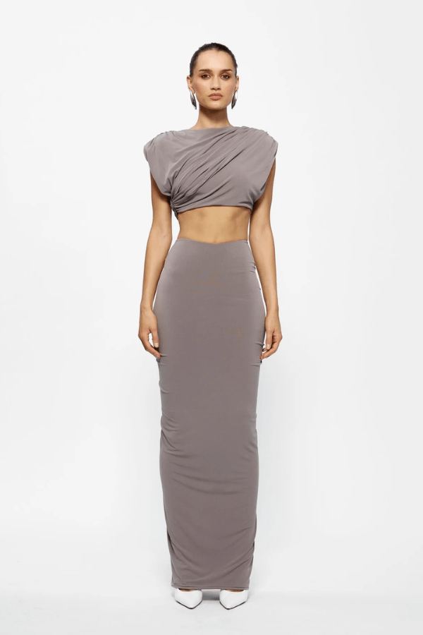 Bacall Top Nutmeg by Effie Kats – A trendy cropped top with sculpting ruching in soft jersey fabric. Perfect for chic, versatile looks from day to night.