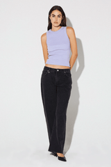 Daria Baggy in French Black by Neuw Denim, relaxed mid-rise fit with comfort stretch and polished straight-leg style. Perfect for daily wear.