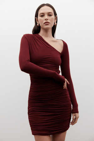 Echo Top Dove by Pasduchas, elegant off-shoulder stretch mesh with ruched sides and thumbhole sleeves, perfect for trendy viral day-to-night and sleek layering looks.