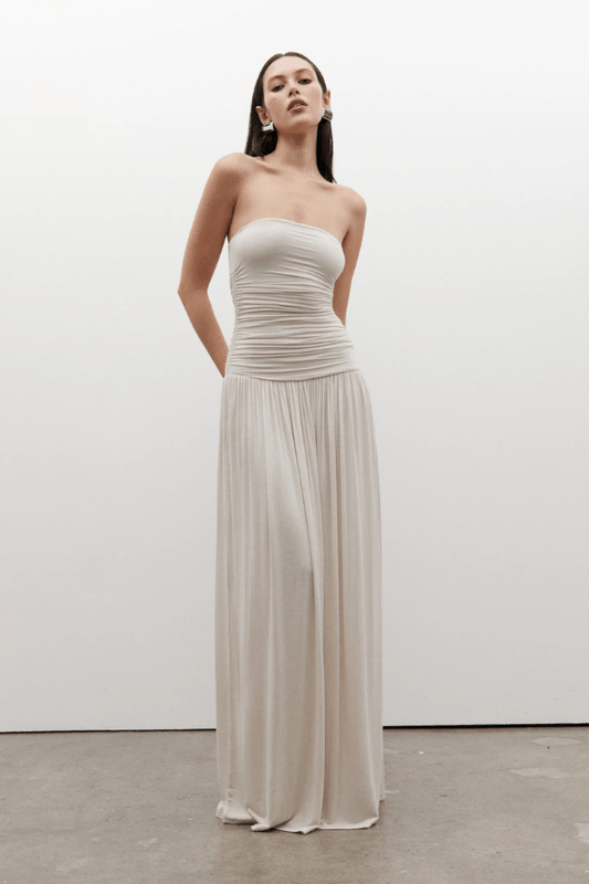 Leah Dress Baby by Bayse – A chic strapless maxi with ruched bodice and stretchy fabric for a flattering fit, ideal for formal events and elegant evenings.