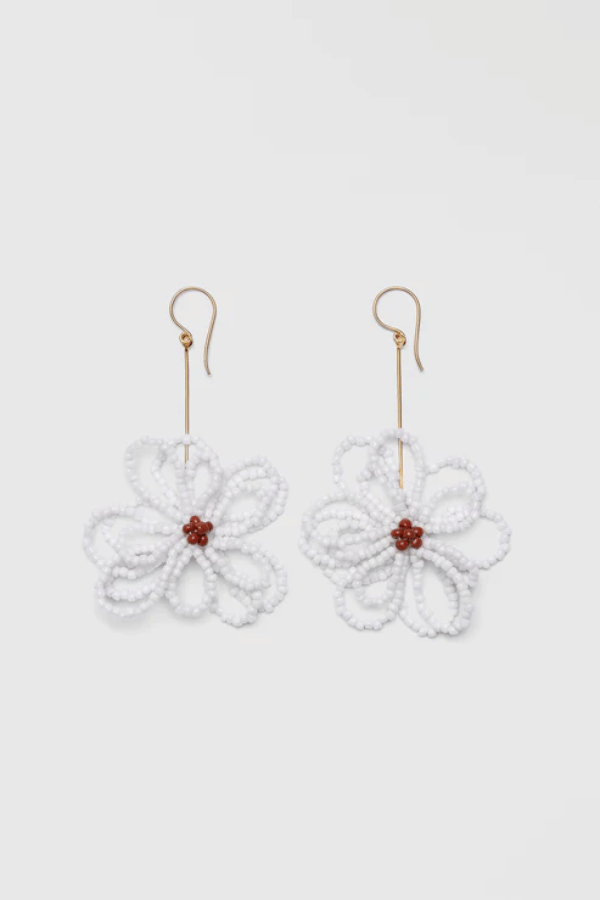 The Wolf Gang | Loula Flower Earring Ivory | Girls With Gems