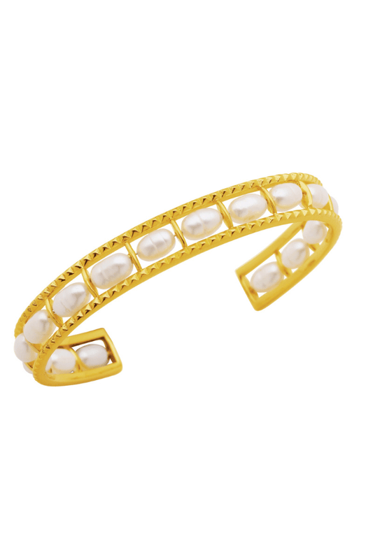 Verbena Bracelet by Amber Sceats, handcrafted in Italy with 24K gold plating and AAA+ freshwater pearls, a stylish, elegant choice for any occasion.
