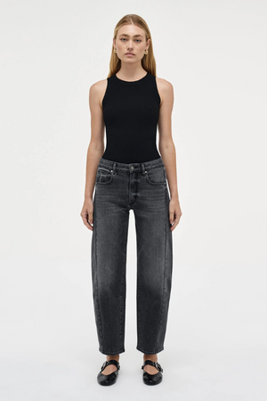 Neuw Denim | Amber Barrel Washed French Black | Girls with Gems