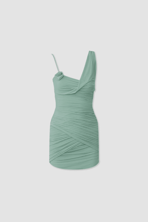 Hilván Mini Dress Salvia by Maygel Coronel – A trendy, sculptural mini with asymmetric neckline, 3D floral strap, ruched bodice, and flowing back sash. Perfect for modern, elegant nights out.