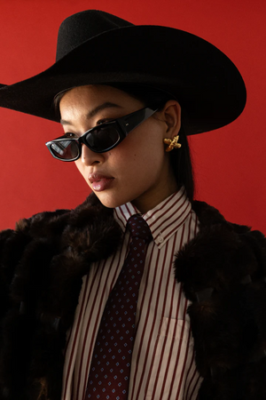 Mountain and Moon | Frances Earrings Gold | Girls with Gems