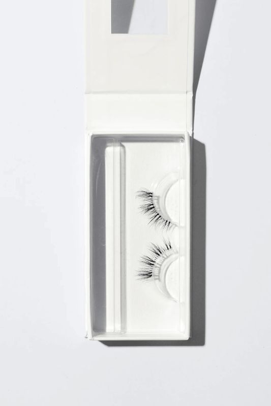 OWN Beauty Essentials | Three Fourths 0.1 Lashes | Girls with Gems