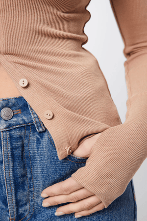 Lyon Cardigan Camel by Mossman, soft double-layer ribbed jersey with round neckline and thumb holes, perfect for trendy viral layering and cozy day-to-night wear.