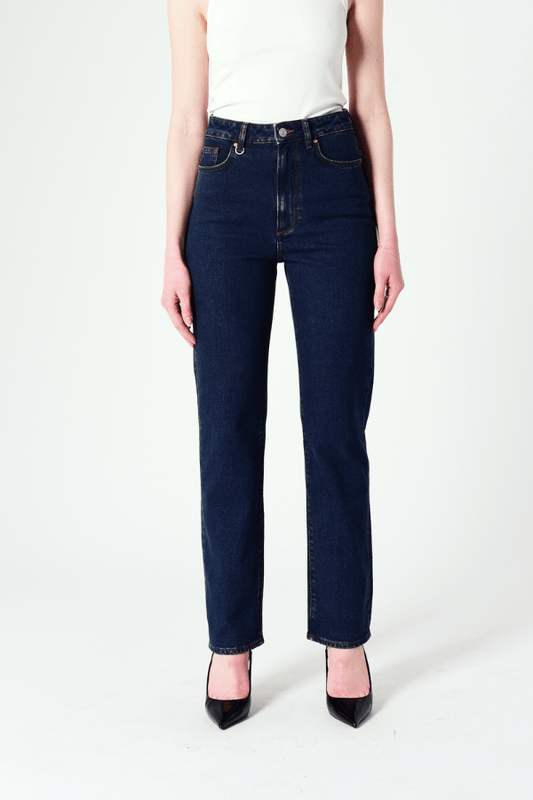Nico Straight Quest by Neuw Denim, trendy super high-rise jeans with a straight relaxed leg fit. Perfect for comfort and style, crafted from Comfort Stretch denim with a flattering mid-vintage indigo wash.