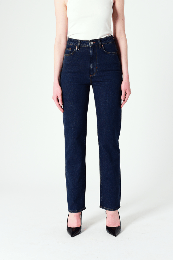 Nico Straight Quest by Neuw Denim, trendy super high-rise jeans with a straight relaxed leg fit. Perfect for comfort and style, crafted from Comfort Stretch denim with a flattering mid-vintage indigo wash.