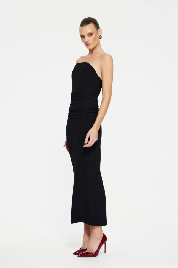 Astor Strapless Midi Dress Black by Effie Kats – A sculpted stretch-crepe midi with curved neckline and ruched hips, perfect for formal dinners, cocktail events, or sleek soirées.