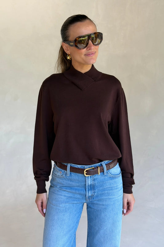 High Waisted Tunnel Vision Sneak Girls Just Want To Have Sun by MOTHER - wide leg jeans in mid blue wash, designed for a high rise fit.