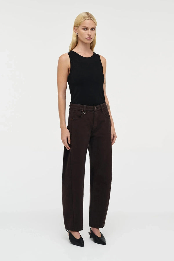 Amber Barrel Sable by Neuw Denim, mid-rise slim barrel jeans in rich brown with subtle stretch for a structured yet comfortable fit.