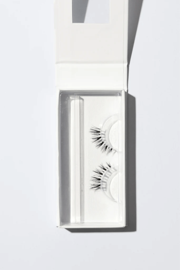OWN Beauty Essentials | Three Fourths Lash 0.2| Girls With Gems