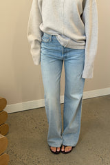I Could Care Less Jeans by MOTHER – a slouchy low-rise jean with straight leg and faded wash. Perfect for relaxed everyday wear.