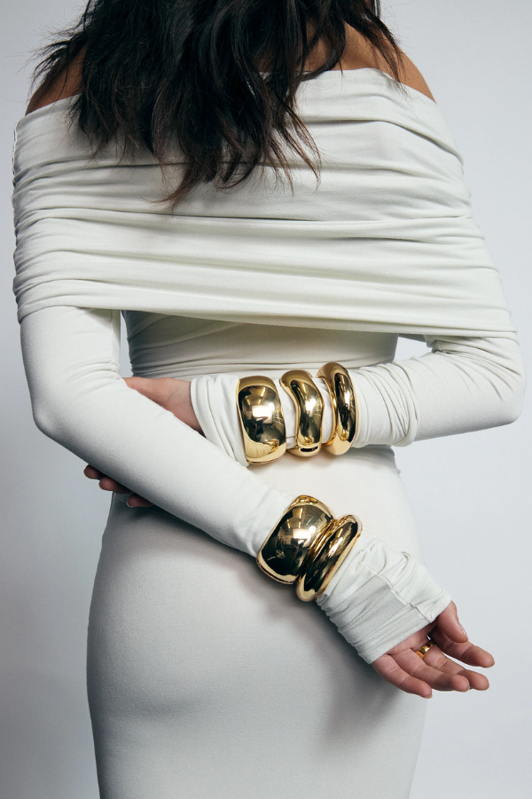 Noah The Label | The Curved Cuff Gold | Girls with Gems