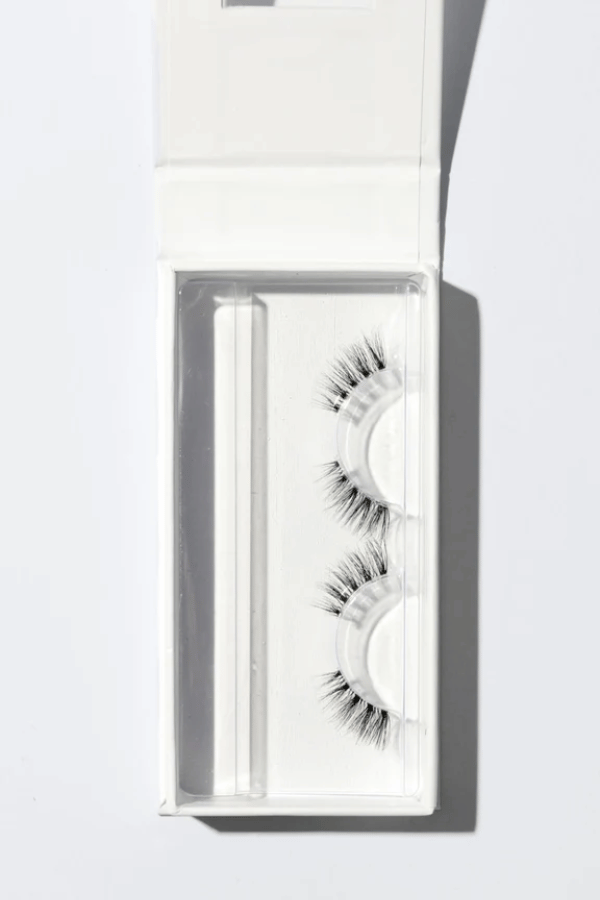 OWN Beauty Essentials | Corner Lash Soirée 0.2 Two Pairs | Girls With Gems