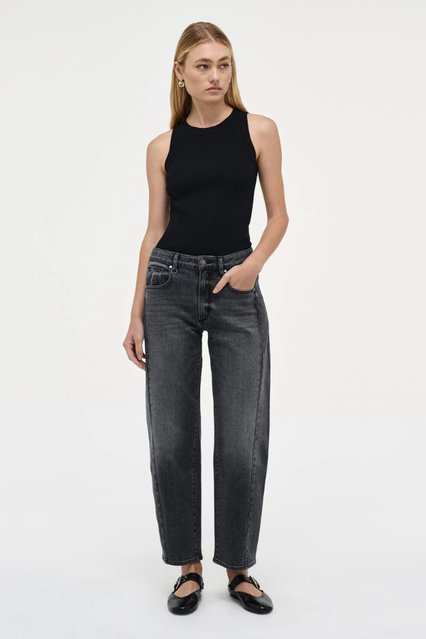 Neuw Denim | Amber Barrel Washed French Black | Girls with Gems