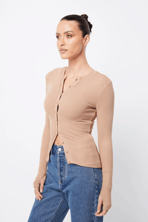 Lyon Cardigan Camel by Mossman, soft double-layer ribbed jersey with round neckline and thumb holes, perfect for trendy viral layering and cozy day-to-night wear.