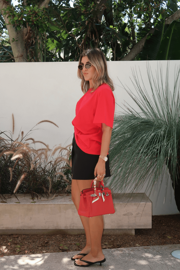 Boyfriend Tee Red by Sneaky Link – A trendy, relaxed-fit staple crafted from soft cotton, this vibrant red tee adds effortless cool to casual wardrobes.