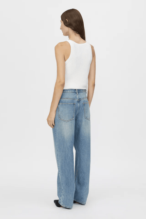 Rhodes 2.0 Jean Light Vintage Blue by Camilla and Mar, relaxed low-rise denim with branded details, perfect for viral off-duty looks or casual layering.