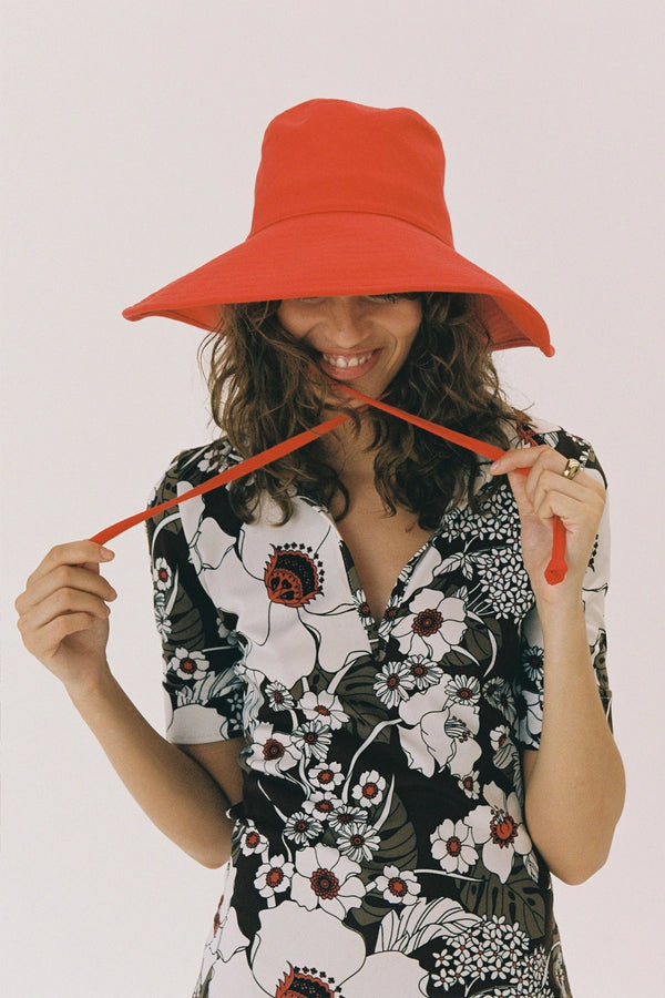 Holiday Bucket Flame