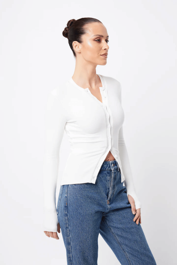 Lyon Cardigan White by Mossman, soft double-layer ribbed jersey with round neckline and thumb holes, perfect for trendy viral layering and cozy day-to-night style.