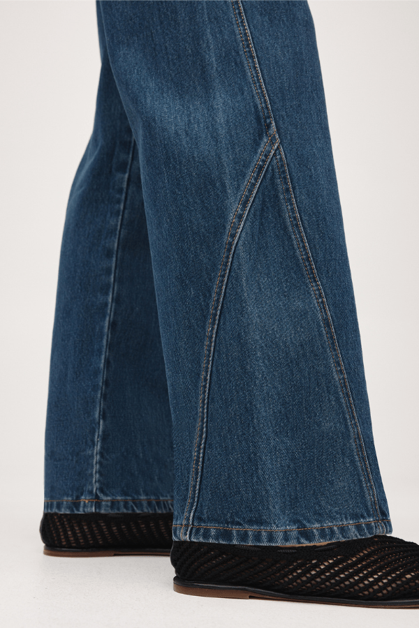 Curve Seam Jean Heritage Blue by Marle, trendy jeans made from 100% organic cotton with a flattering silhouette and distinctive seam detailing. Perfect for a chic, everyday look.