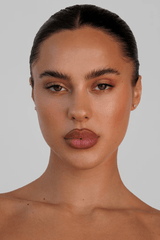 Cluster Fluffies 0.2 by OWN Beauty Essentials, natural-looking cluster lashes with C curl, fine flexible band, and subtle volume. Vegan-friendly, cruelty-free, and easy to apply.