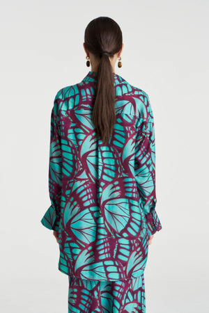 Boss Long Sleeve Jade Butterfly by Summi Summi – printed long sleeve shirt in signature butterfly print with relaxed fit.