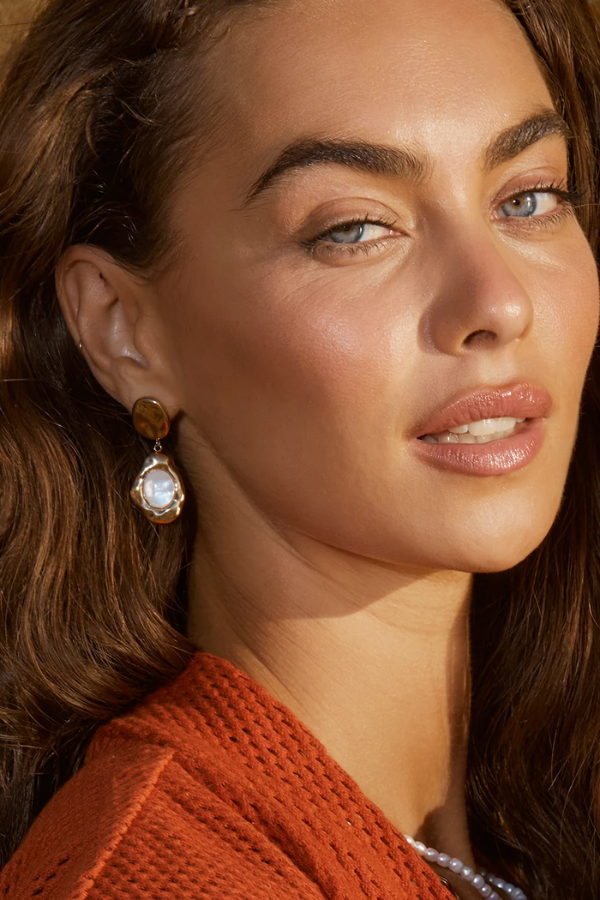 Arms of Eve | Florentine Mother of Pearl Earrings | Girls with Gems