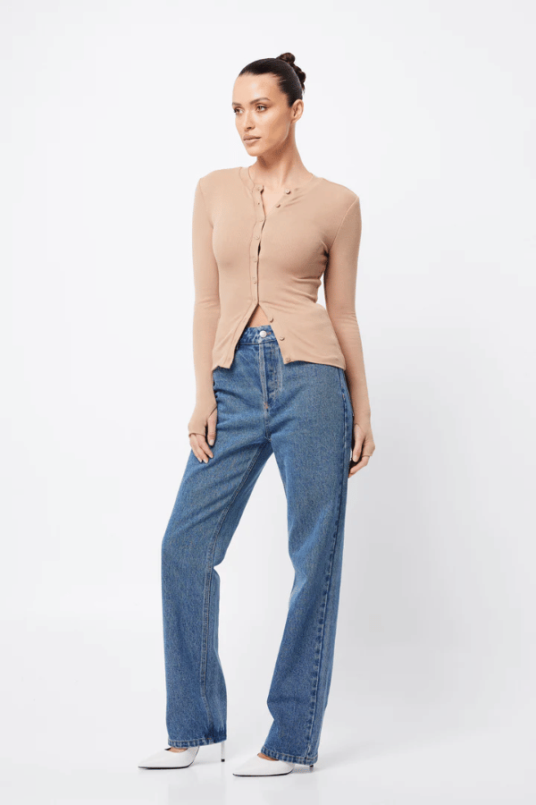 Lyon Cardigan Camel by Mossman, soft double-layer ribbed jersey with round neckline and thumb holes, perfect for trendy viral layering and cozy day-to-night wear.