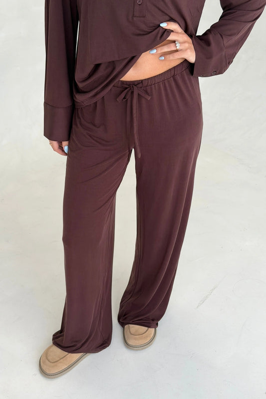 Hunter Pant Dark Chocolate by Sneaky Link, buttery soft relaxed pants with a stretch waistband and full-length fit.