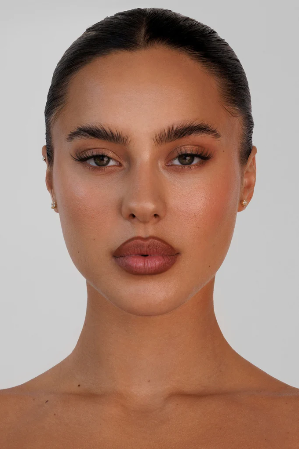 Cluster  Fluffies 0.3 by OWN Beauty Essentials, soft L curl cluster lashes with a 6mm base for a lifted, linear effect. Vegan-friendly, cruelty-free, and perfect for subtle volume and fullness.