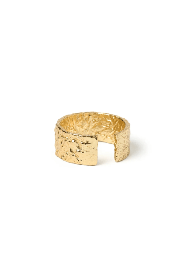 Arms of Eve | Eros Gold Textured Ring Large | Girls with Gems