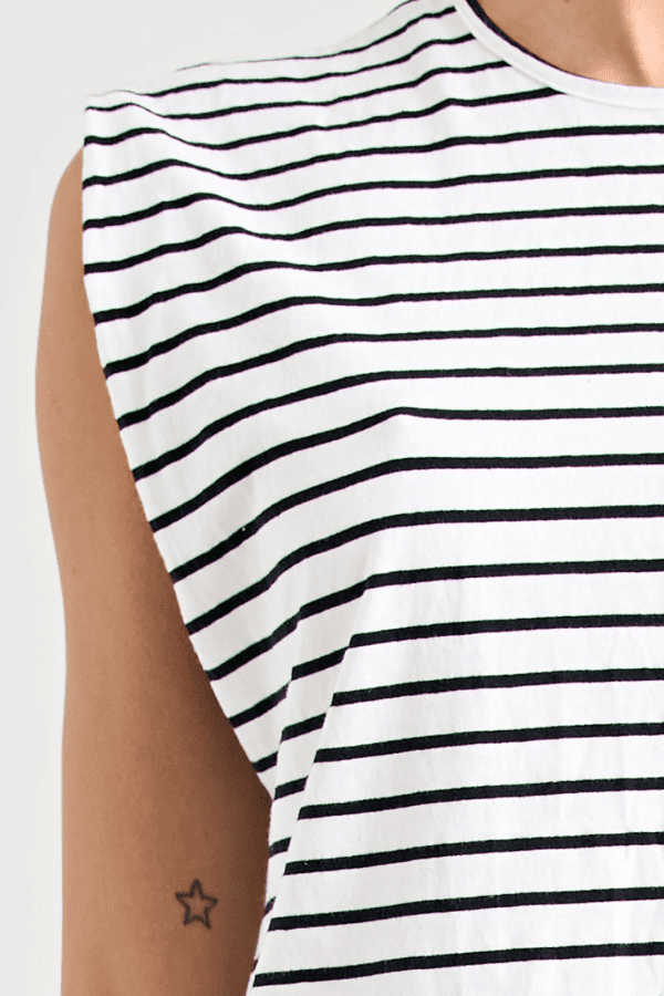 Sorrentino Dress White Black by Pfeiffer – A trendy oversized tee-inspired dress in breathable cotton, blending comfort and effortless style. Perfect for casual chic looks and easy daywear. Crafted ethically in Australia with sustainable fabric.