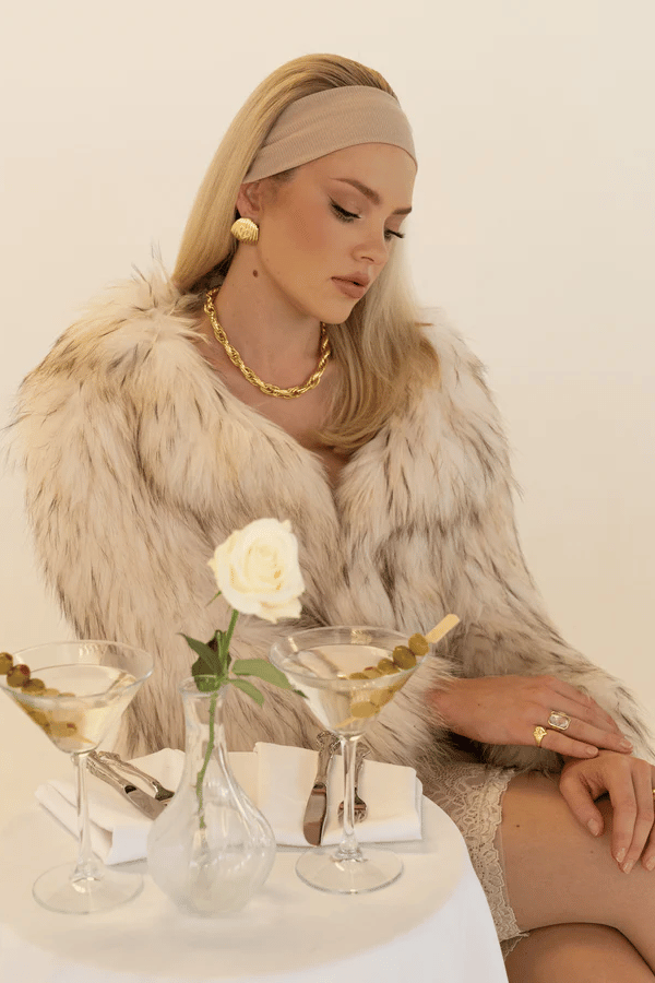 Mountain and Moon | Cameron Earrings Gold | Girls with Gems