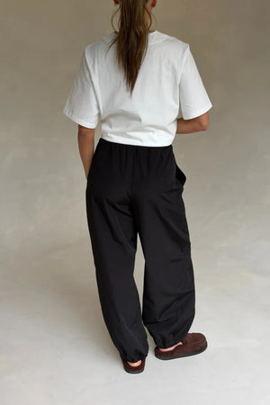 Tamara Mid Rise Balloon Pant Black