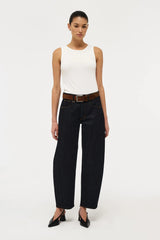 Amber Barrel Resonate by Neuw Denim – mid-rise slim barrel leg jeans with sculpted side panel detail.