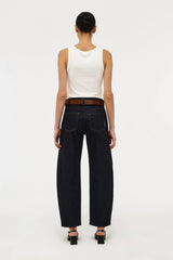 Amber Barrel Resonate by Neuw Denim – mid-rise slim barrel leg jeans with sculpted side panel detail.