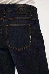 Amber Barrel Resonate by Neuw Denim – mid-rise slim barrel leg jeans with sculpted side panel detail.